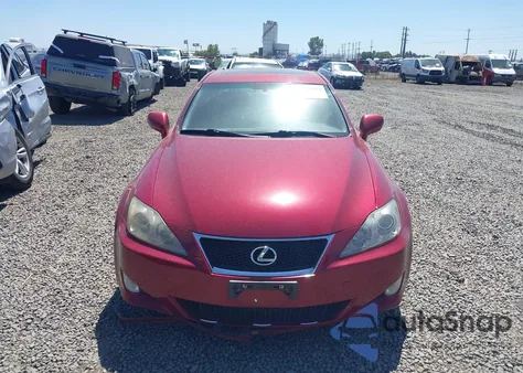 2006 Lexus Is 350 z USA, uszkodzony, nr VIN JTHBE262562002899